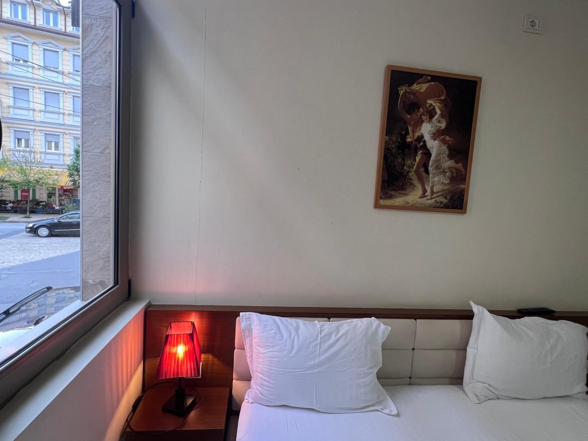 Bobi Hotel Shkoder Exterior photo